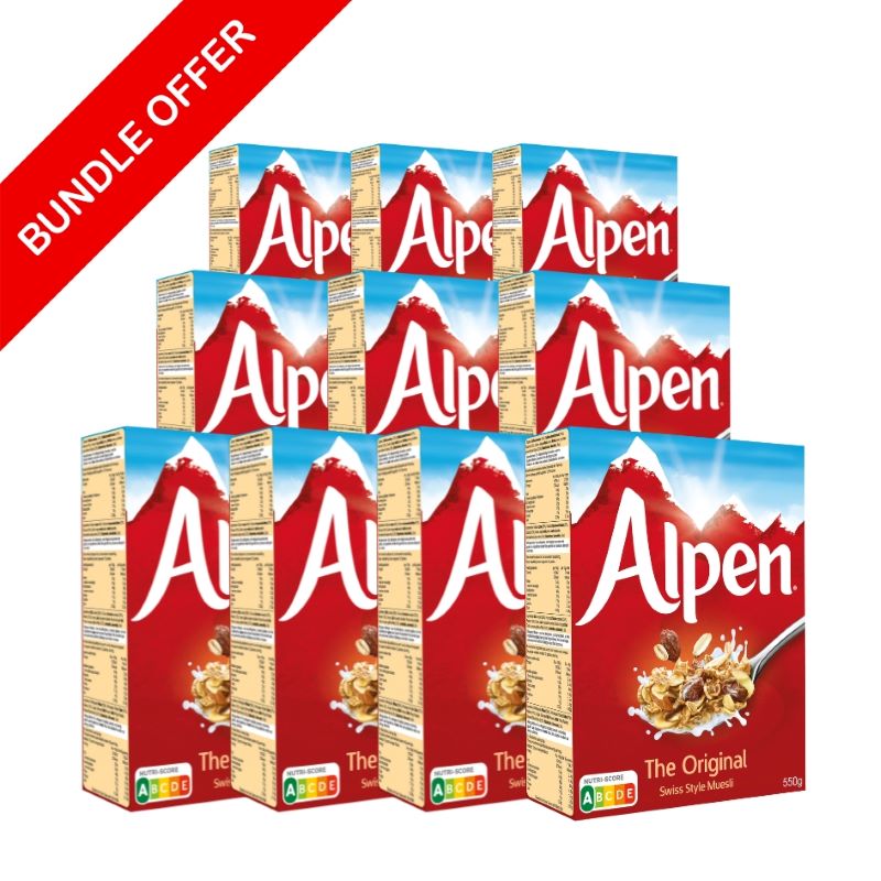 Alpen Müsli Original - 10er Pack - Großpackung. Eine Schüssel mit Alpen Müsli, bestehend aus weichen Haferflocken, knusprigen Vollkornweizenflocken, gerösteten Mandeln und Haselnüssen sowie saftigen Rosinen, kombiniert mit frischen Früchten und Milch